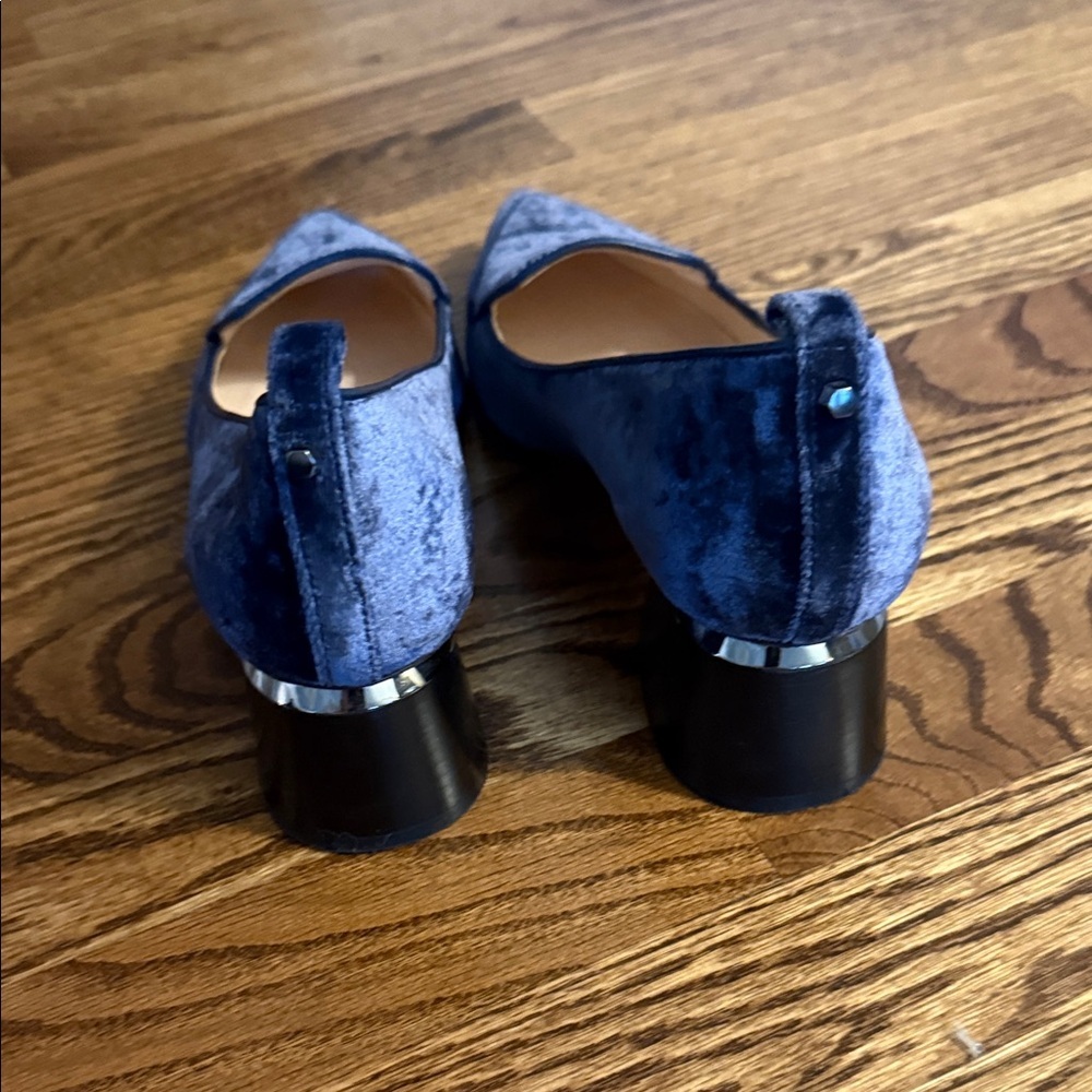 Nicholas Kirkwood Navy Velvet Pointed-Toe Flats - Picture 4 of 11